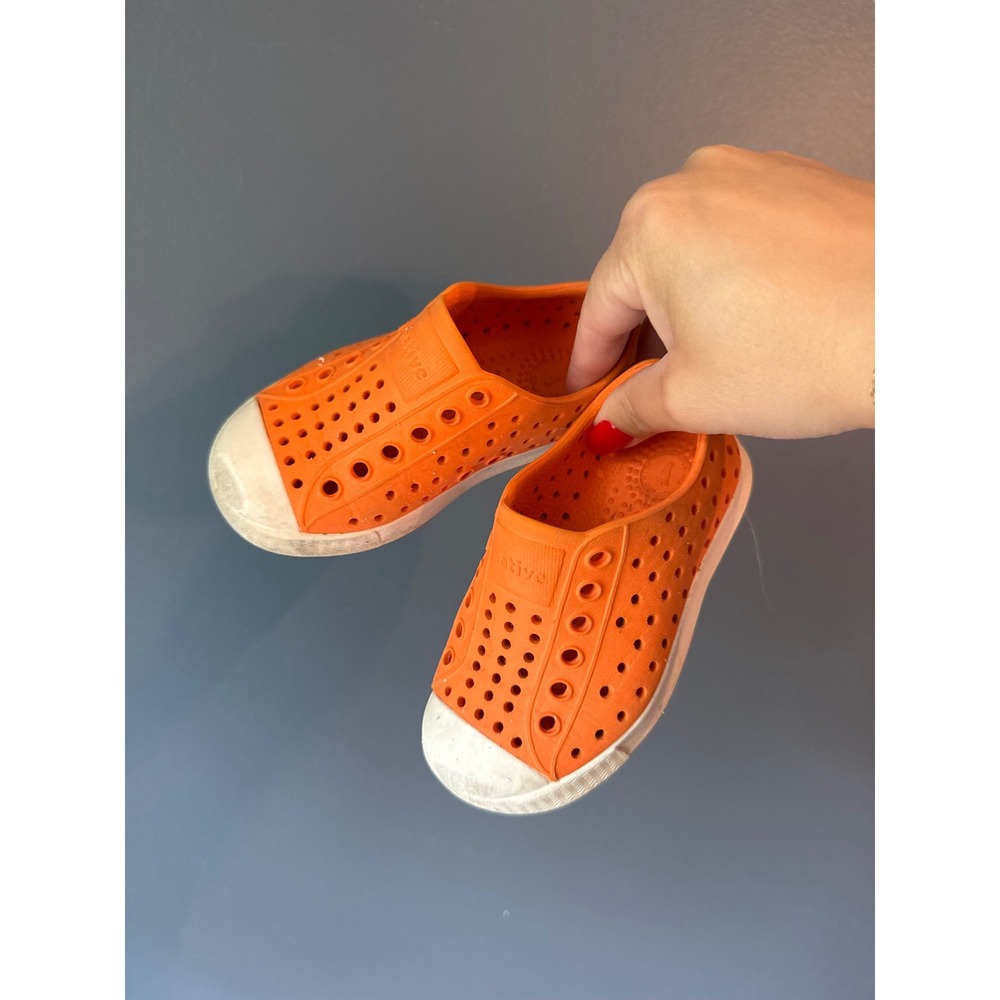 Native Jefferson Toddler Shoes Orange Slip On EVA Water‎ Sneakers C6